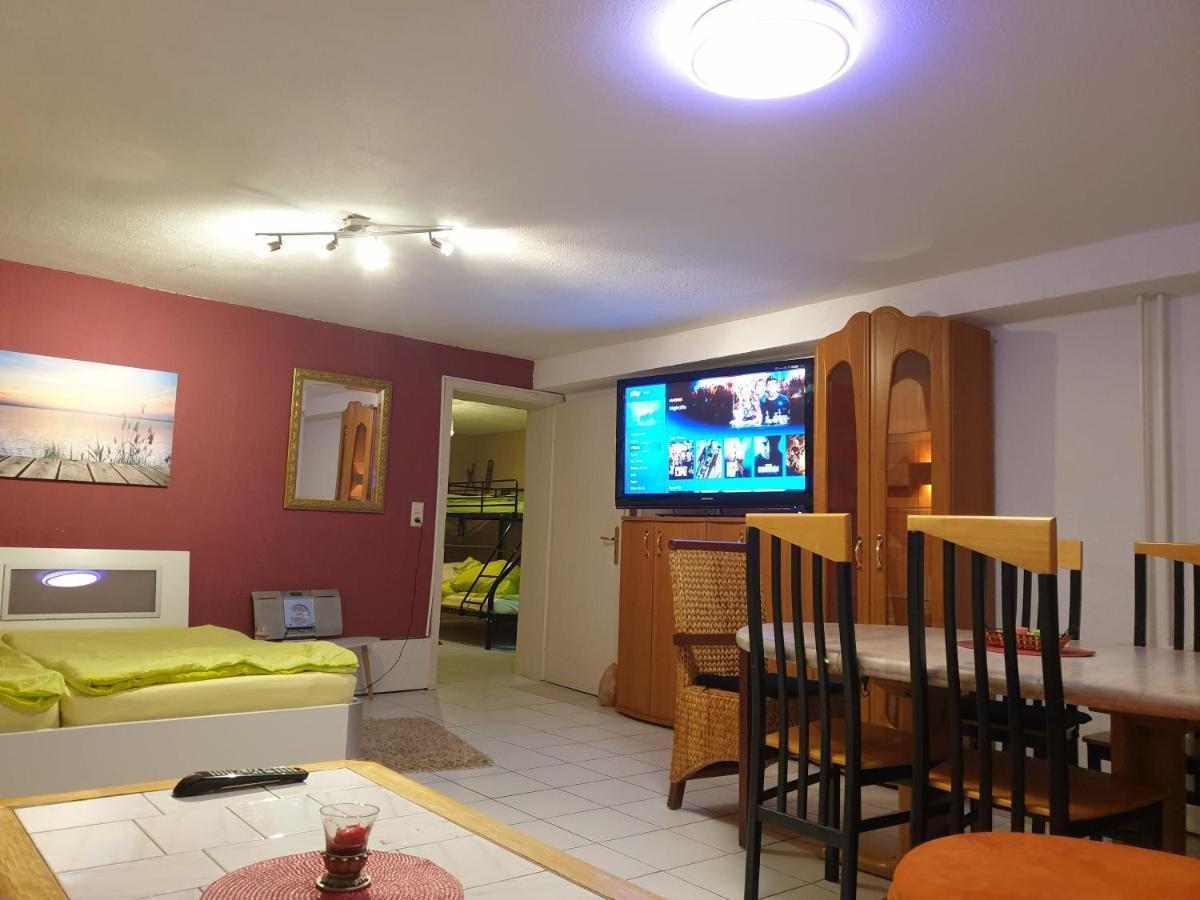 Sions Grosse Ferienwohnung Ferienwohnung Mit 3 Schlafzimmer, 2 Km Bis Zum Europapark Rust Kappel-Grafenhausen Exteriör bild
