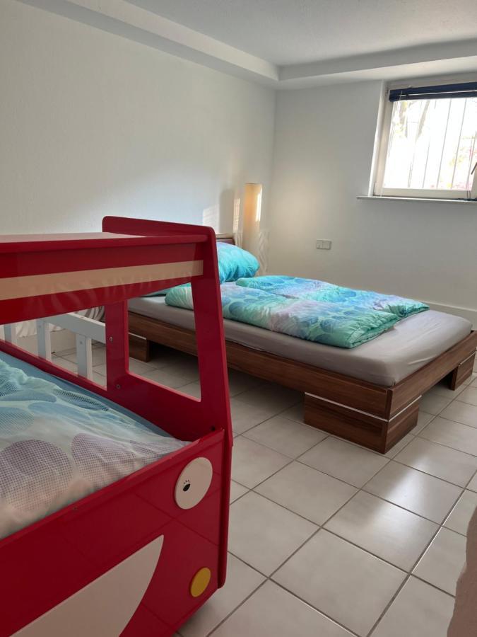 Sions Grosse Ferienwohnung Ferienwohnung Mit 3 Schlafzimmer, 2 Km Bis Zum Europapark Rust Kappel-Grafenhausen Exteriör bild